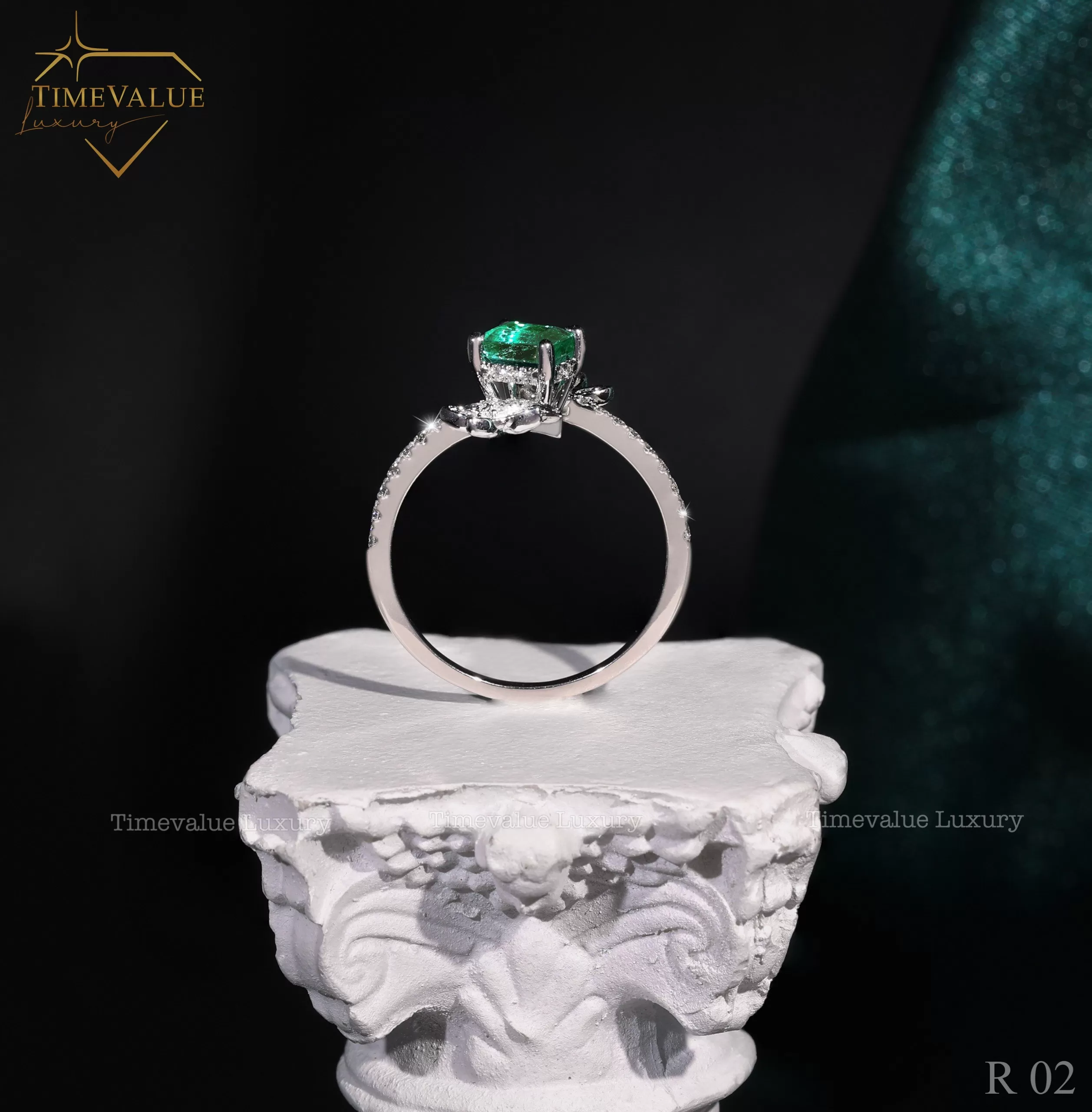 Nhẫn Kim cương Nữ gắn đá Emerald R02 04