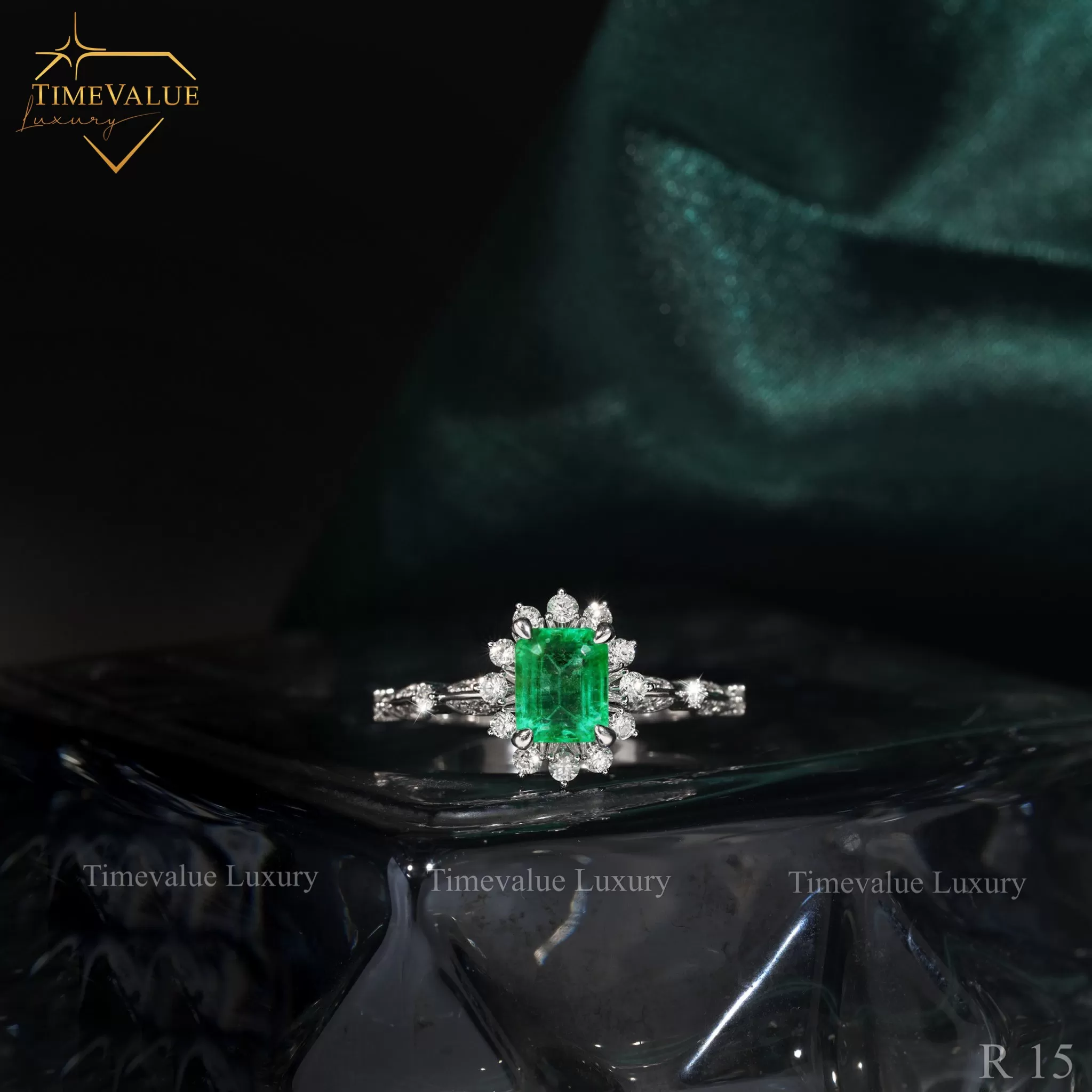 Nhẫn Kim cương Nữ gắn đá Emerald R15 02