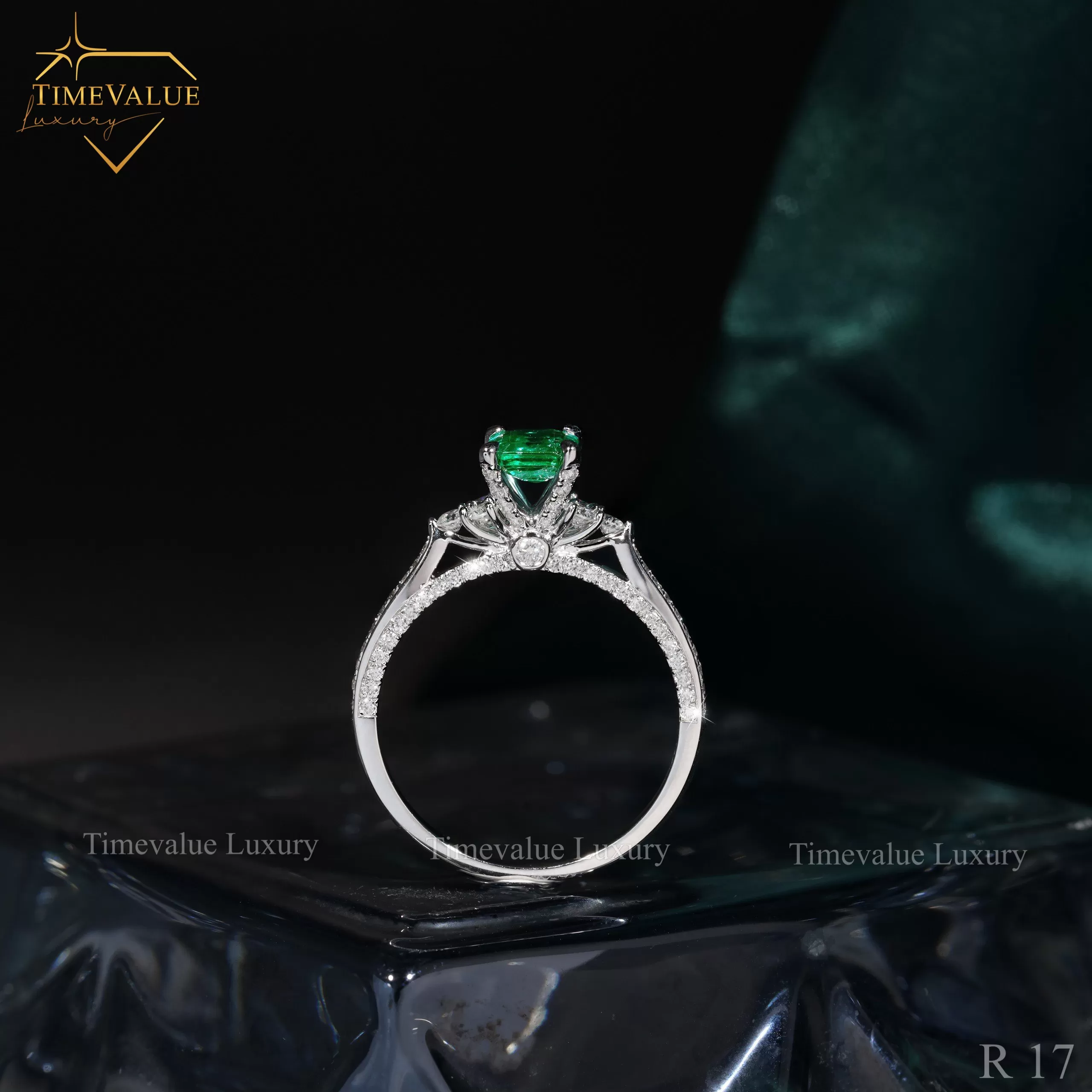 Nhẫn Kim cương Nữ gắn đá Emerald R17 05